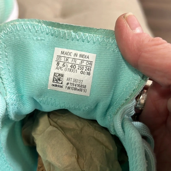 Adidas Woman's FLB Runner 'Energy Aqua' Size 8 NEW! - Picture 9 of 9